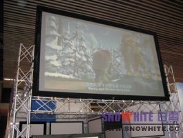白雪投影幕的海外之路